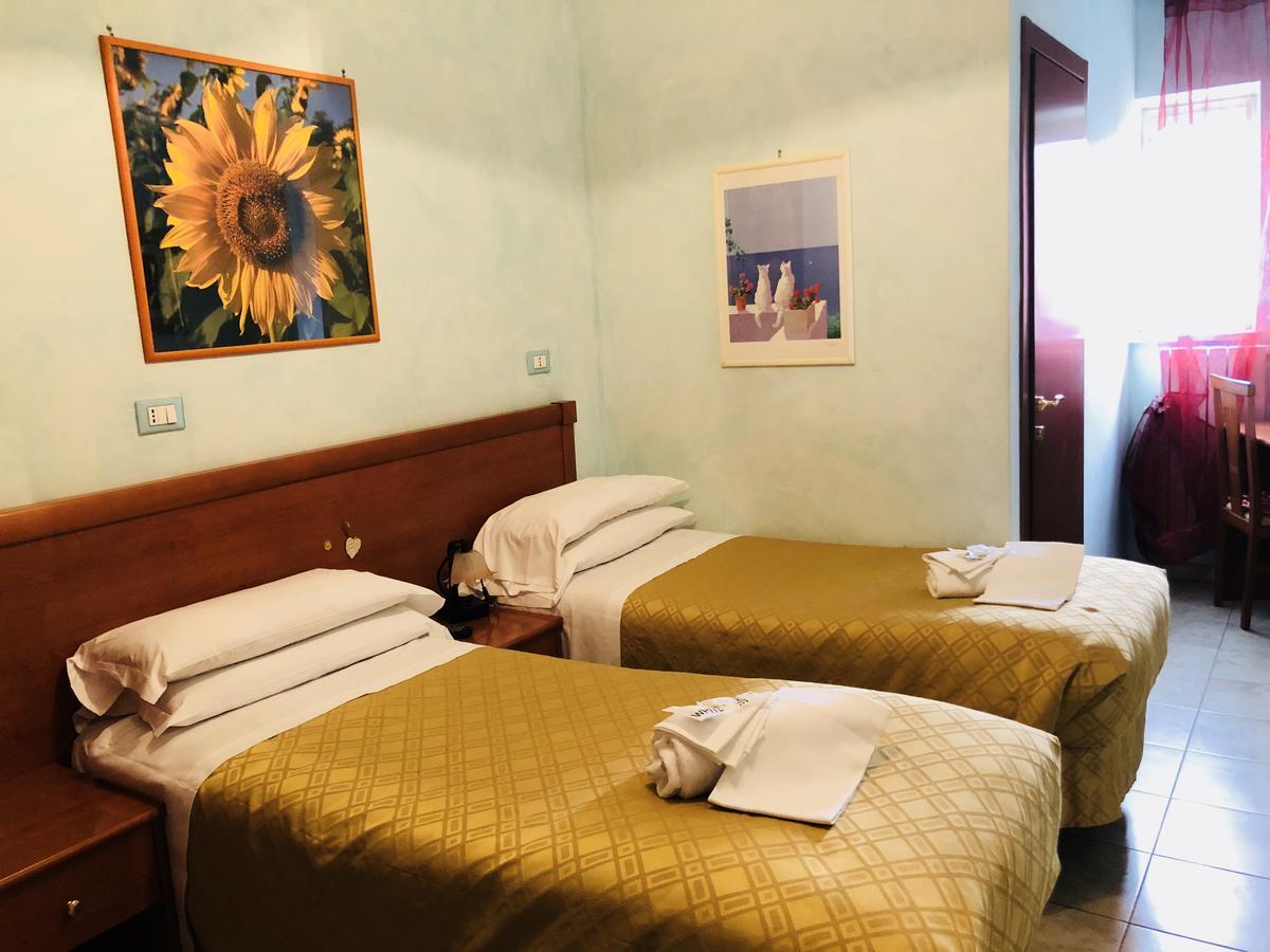 Castel di Decima Hotel Casarola - Trigoria מראה חיצוני תמונה