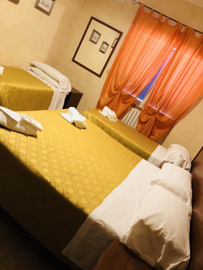 Castel di Decima Hotel Casarola - Trigoria מראה חיצוני תמונה